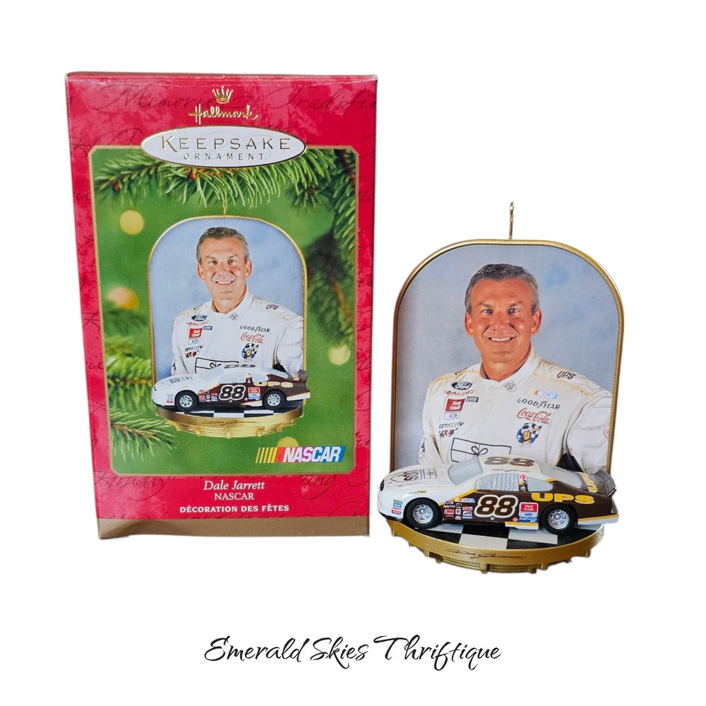 Hallmark Ornament Dale Jarrett 2001 NASCAR Retired With Original Box. Free ship